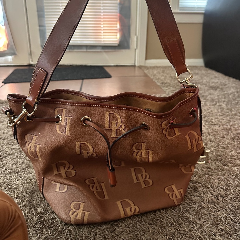 Dooney & Bourke handbag